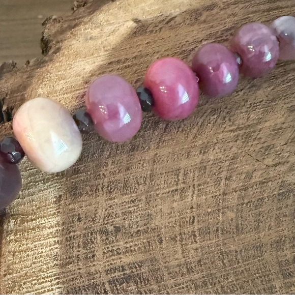 Amy Kahn Russell Pink Agate and Sterling Silver Necklace - Picture 10 of 12